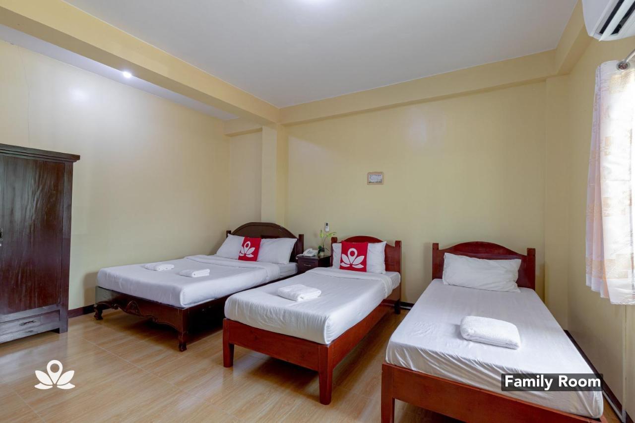 Zen Rooms Casa Venicia Катиклан Экстерьер фото